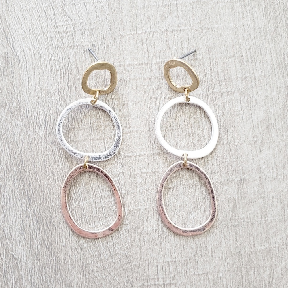 Triple Link Dangle Earrings - Picture 3 of 5